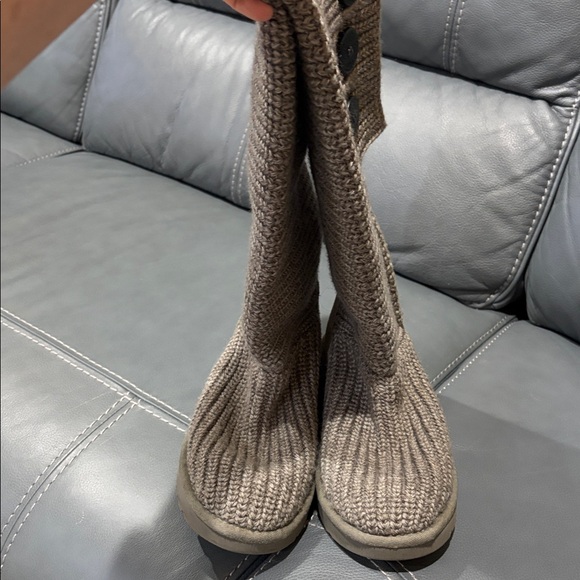 UGG Classic Cardy Knit Button Boots - - Picture 2 of 5